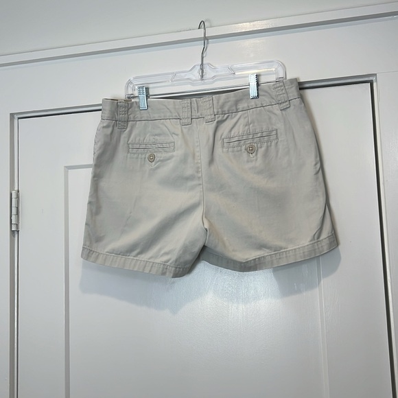 J. Crew City Fit Chino classic twill Tan Shorts Lightweight Casual size 10. - Picture 4 of 7
